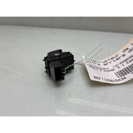 Interrupteur de leve vitre arriere droit VOLKSWAGEN POLO 6