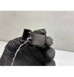 Interrupteur de leve vitre avant droit VOLKSWAGEN POLO 6
