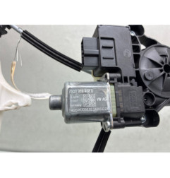 Leve vitre electrique arriere droit VOLKSWAGEN POLO 6 Photo n°1