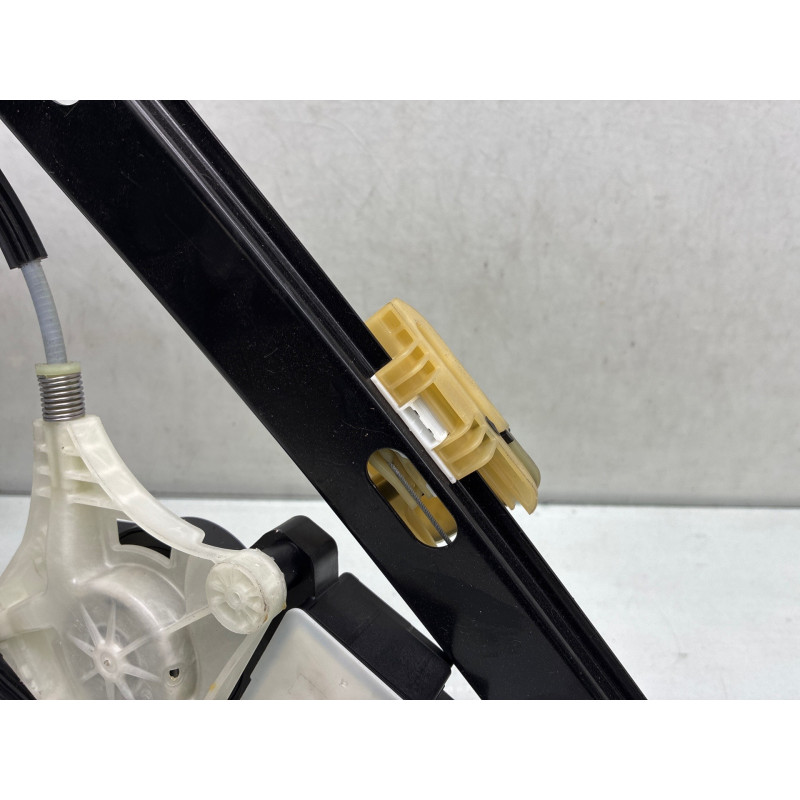 Leve vitre electrique avant droit VOLKSWAGEN POLO 6 Photo n°4