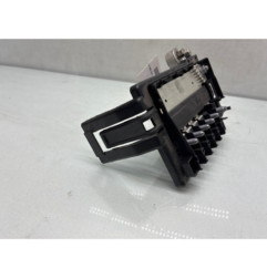 Porte fusible VOLKSWAGEN POLO 6