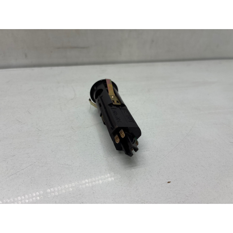 Bouton de warning SAAB 9.3 1 Photo n°1
