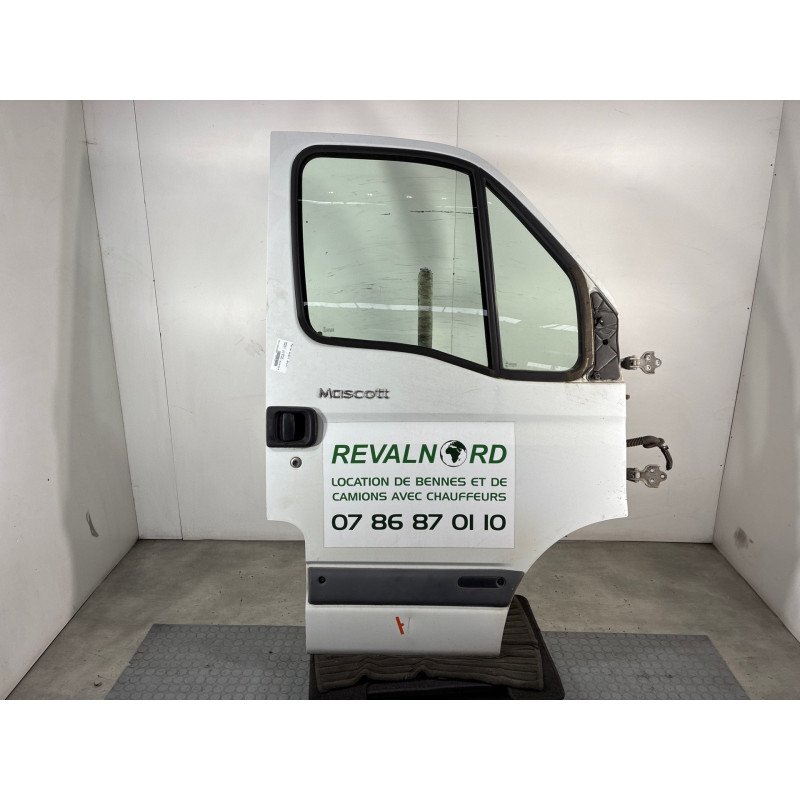 Porte avant droit RENAULT MASCOTT Photo n°3