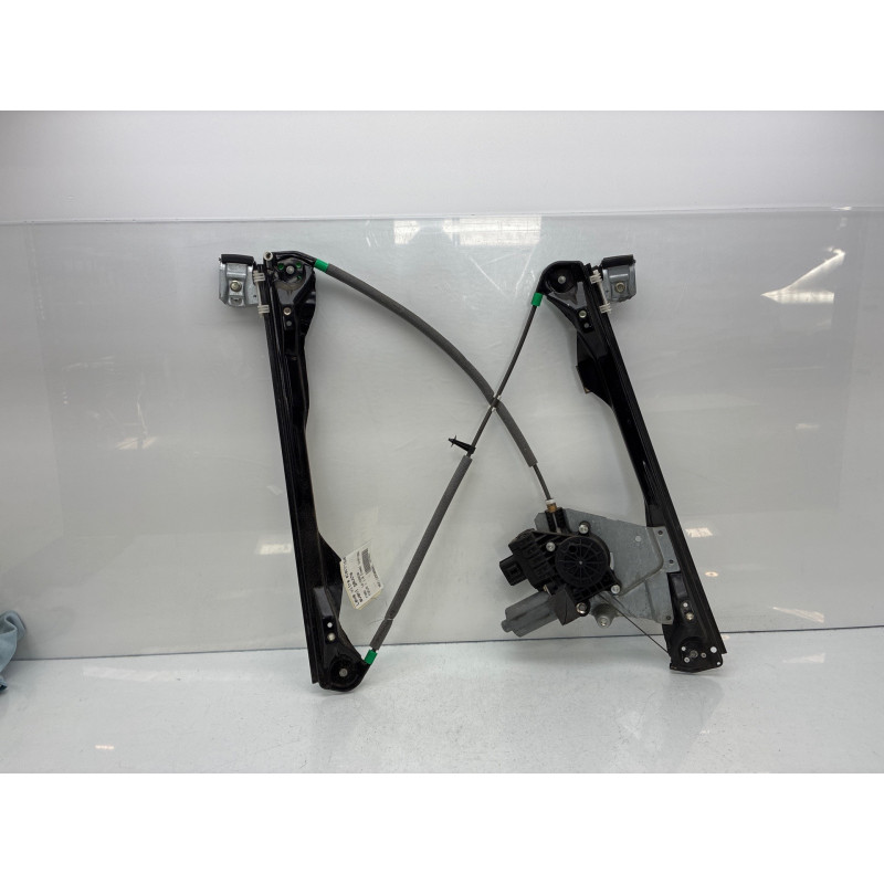 Leve vitre electrique avant gauche FORD FOCUS 1 Photo n°3