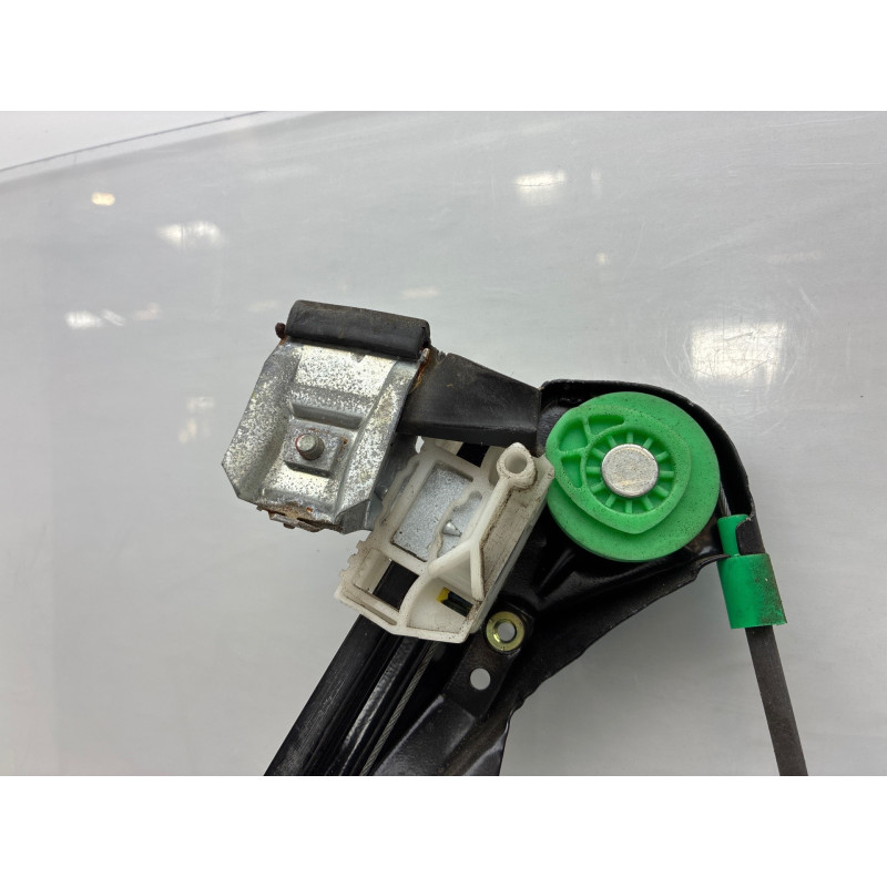Leve vitre electrique avant gauche FORD FOCUS 1 Photo n°6
