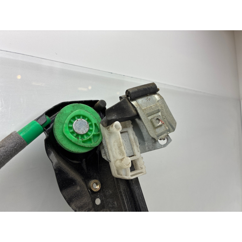 Leve vitre electrique avant gauche FORD FOCUS 1 Photo n°8