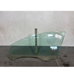 Vitre avant gauche VOLVO S 40 2