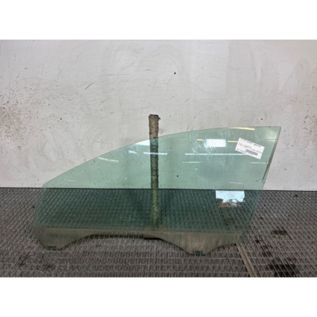 Vitre avant gauche VOLVO S 40 2