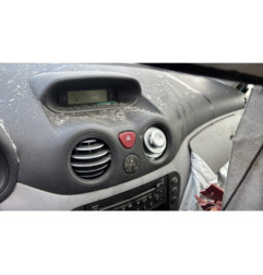 Custode avant gauche (porte) CITROEN C3 1