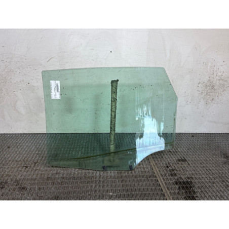 Vitre arriere droit CITROEN C4 PICASSO 1 Photo n°1
