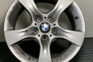 Jante BMW SERIE 1 E87 Photo n°1