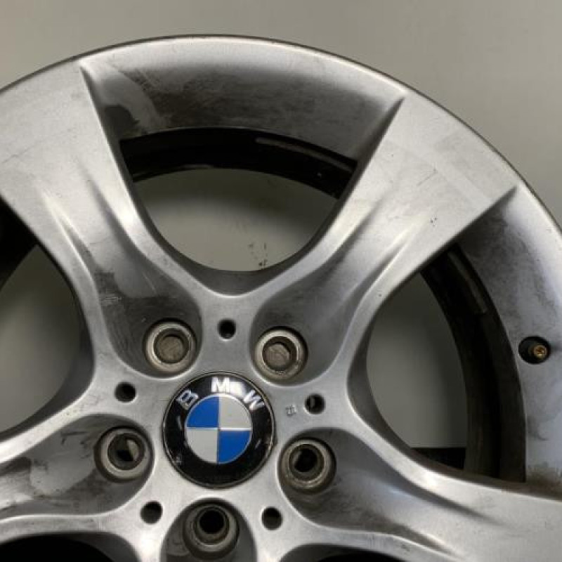 Jante BMW SERIE 1 E87 Photo n°3