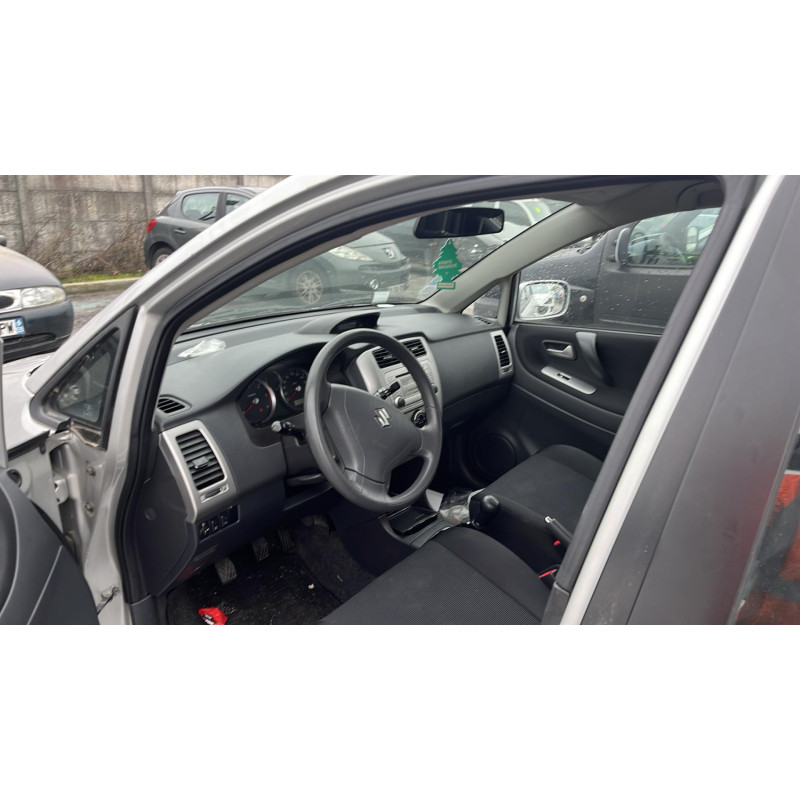 Porte avant gauche SUZUKI LIANA Photo n°6