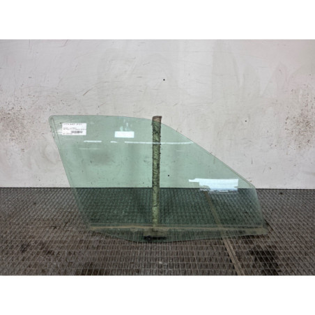 Vitre avant droit PEUGEOT 306