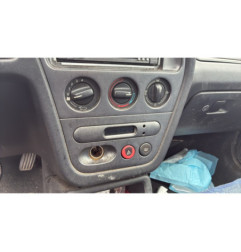 Vitre avant droit PEUGEOT 306