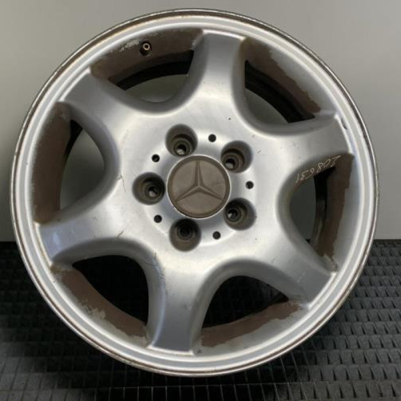 Jante MERCEDES CLASSE C 202 Photo n°1