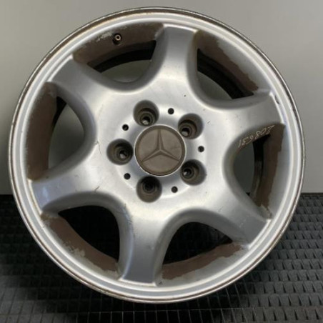 Jante MERCEDES CLASSE C 202 Photo n°1