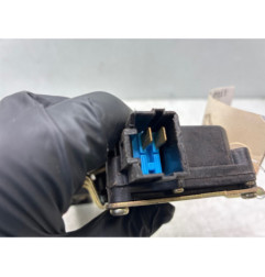 Serrure avant droit HYUNDAI ACCENT 2