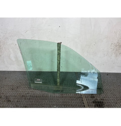 Vitre avant gauche RENAULT CLIO 2 Photo n°1