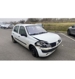 Vitre avant gauche RENAULT CLIO 2