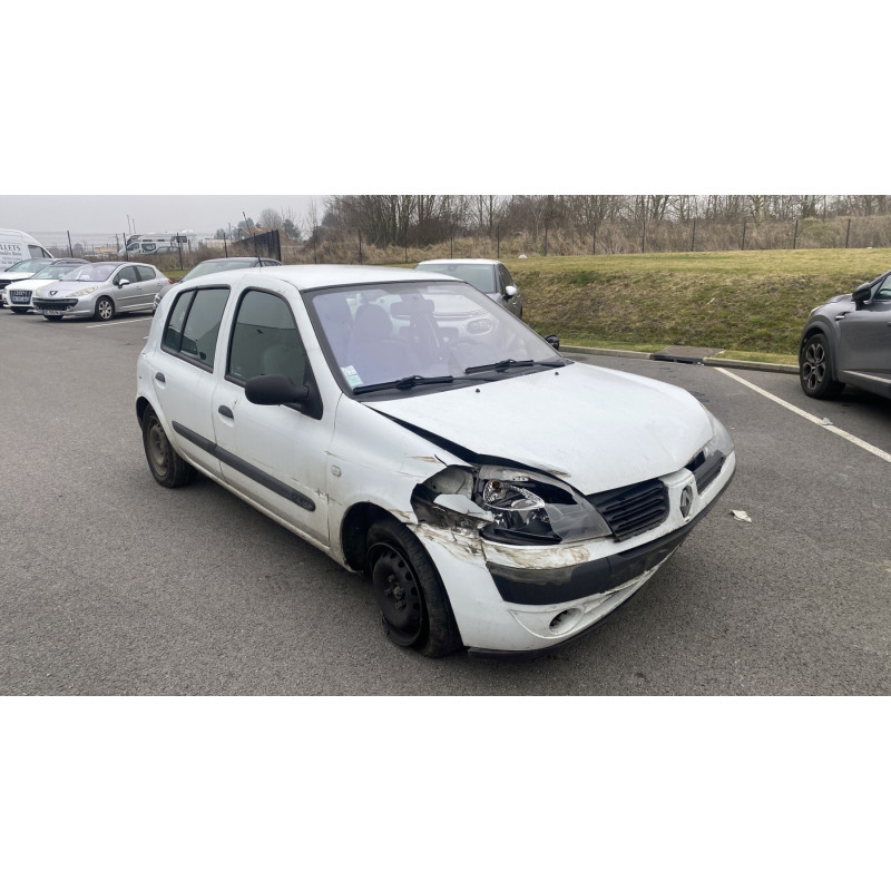 Vitre avant gauche RENAULT CLIO 2 Photo n°4