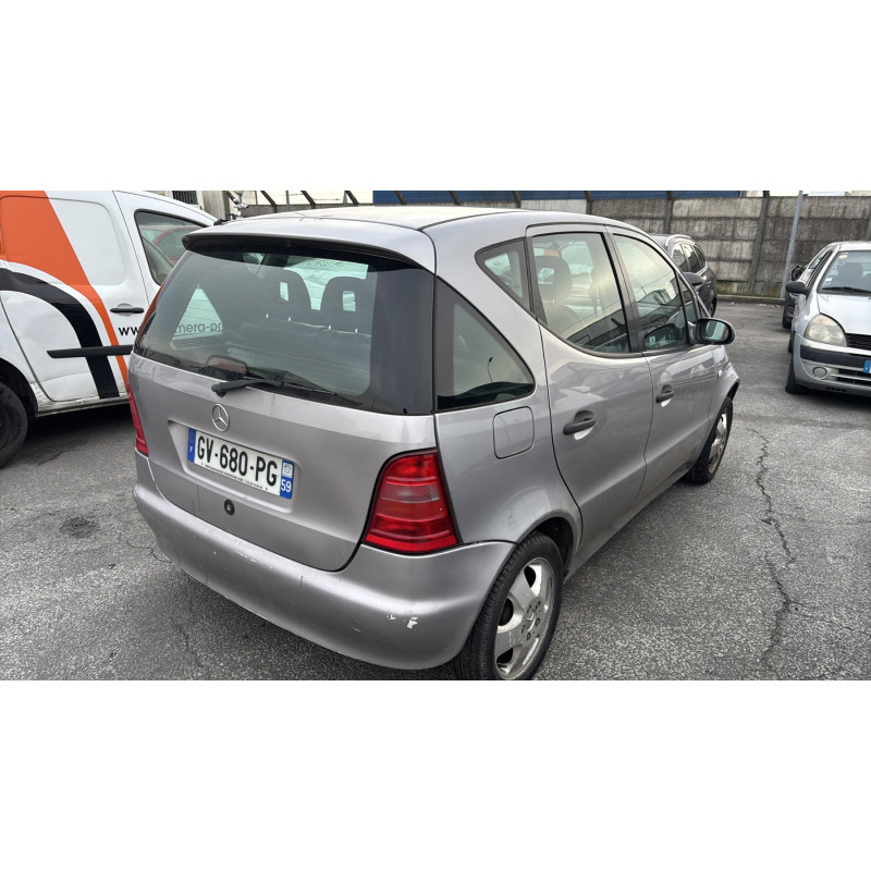 Calandre MERCEDES CLASSE A 168 Photo n°9
