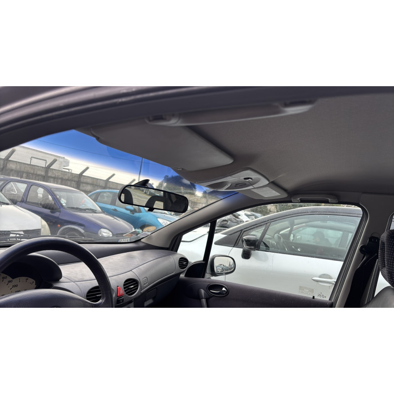 Calandre MERCEDES CLASSE A 168 Photo n°18