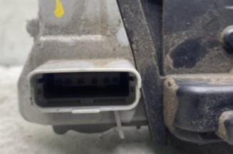 Serrure avant gauche PEUGEOT 307