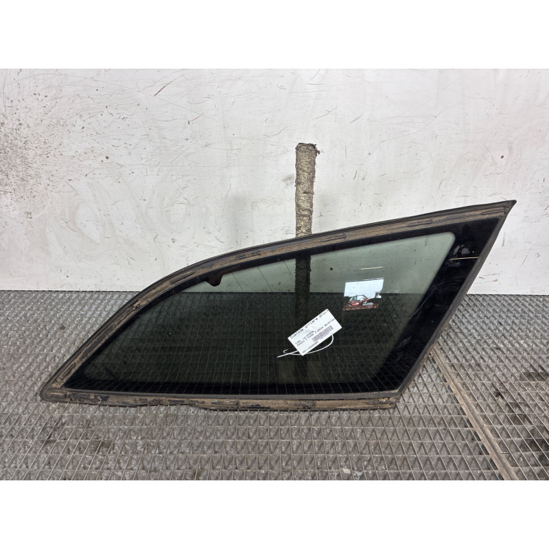 Custode arriere droit FORD MONDEO 3 Photo n°2