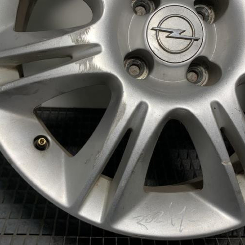 Jante OPEL CORSA D Photo n°3