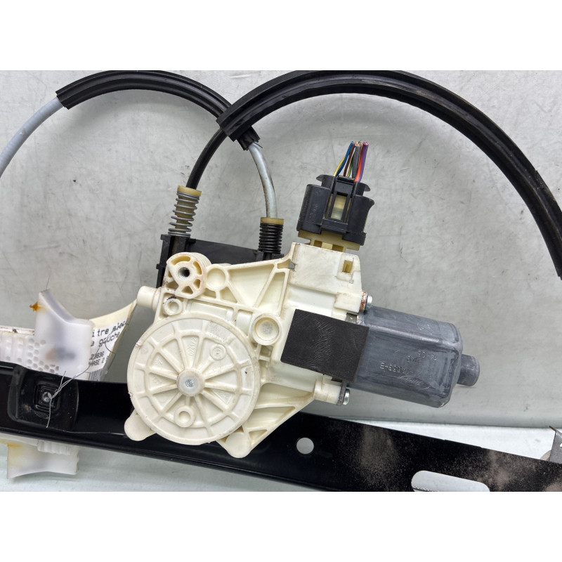 Leve vitre electrique arriere gauche FORD MONDEO 3 Photo n°3