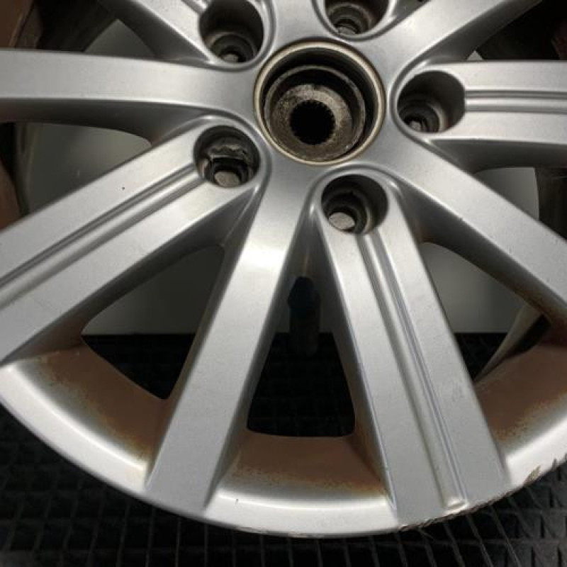 Jante VOLKSWAGEN GOLF 5 Photo n°6