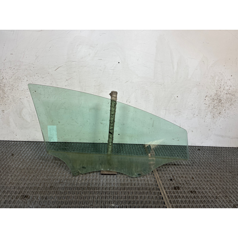 Vitre avant gauche SEAT LEON 2 Photo n°3