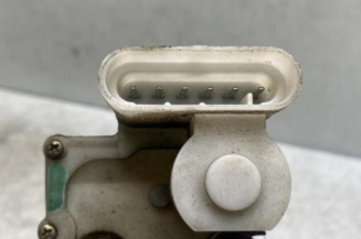 Serrure avant gauche FIAT PUNTO 1