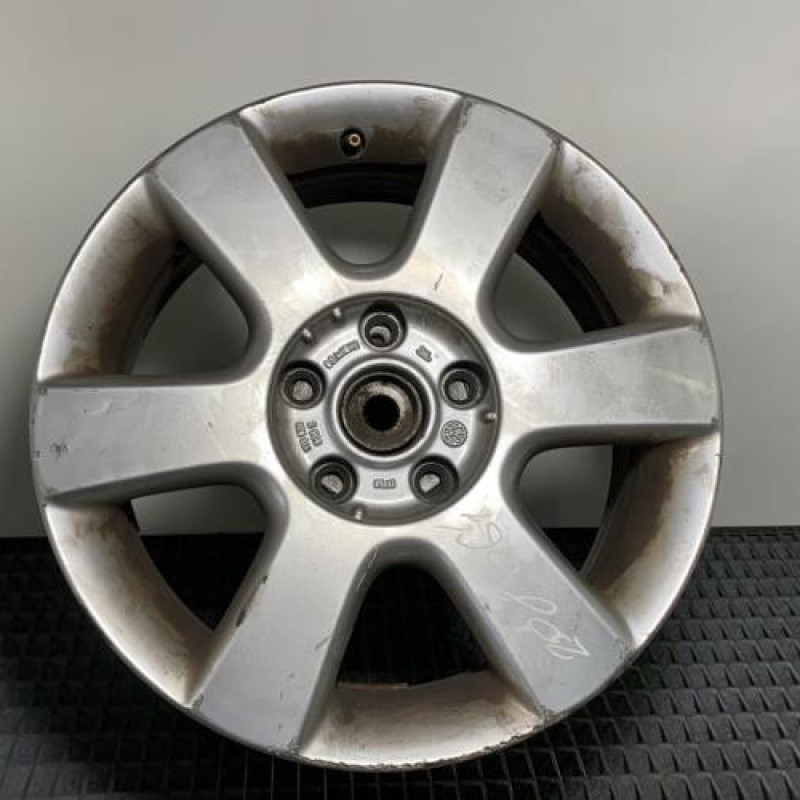 Jante VOLKSWAGEN GOLF 5 Photo n°1