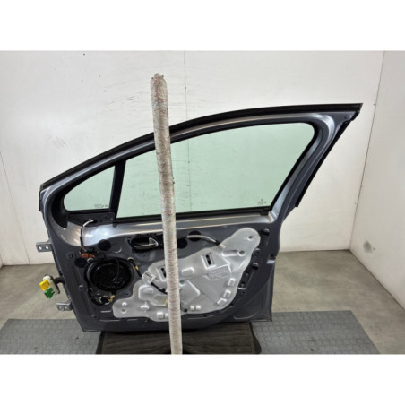 Porte avant droit PEUGEOT 2008 1