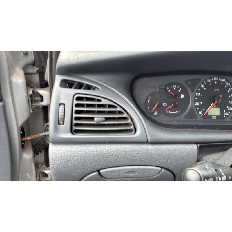 Aile avant droit CITROEN C5 1 Photo n°18