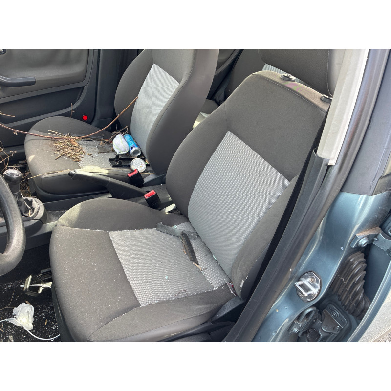 Calandre SEAT CORDOBA 2 Photo n°15