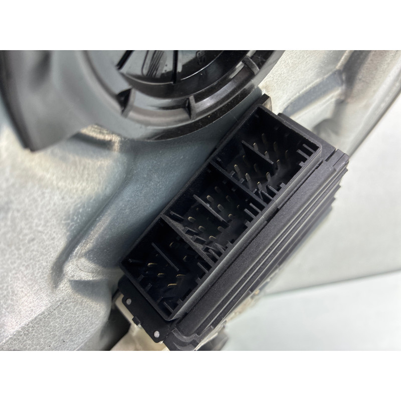 Leve vitre electrique avant gauche SEAT CORDOBA 2 Photo n°7