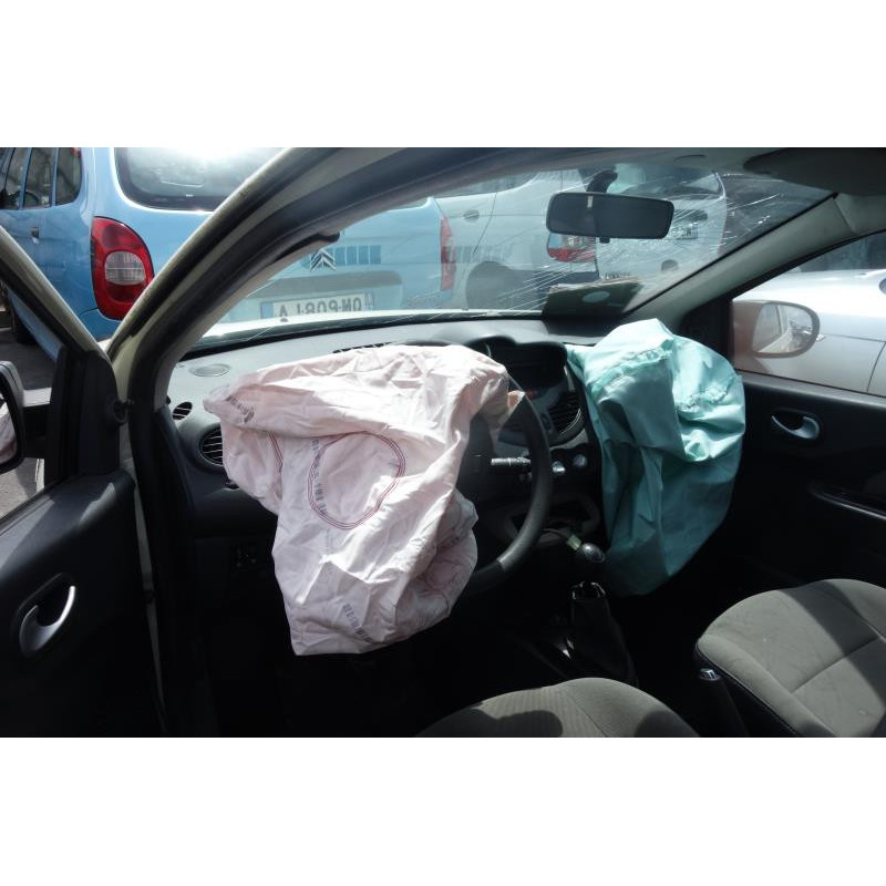 Ceinture arriere droit RENAULT TWINGO 2 Photo n°6
