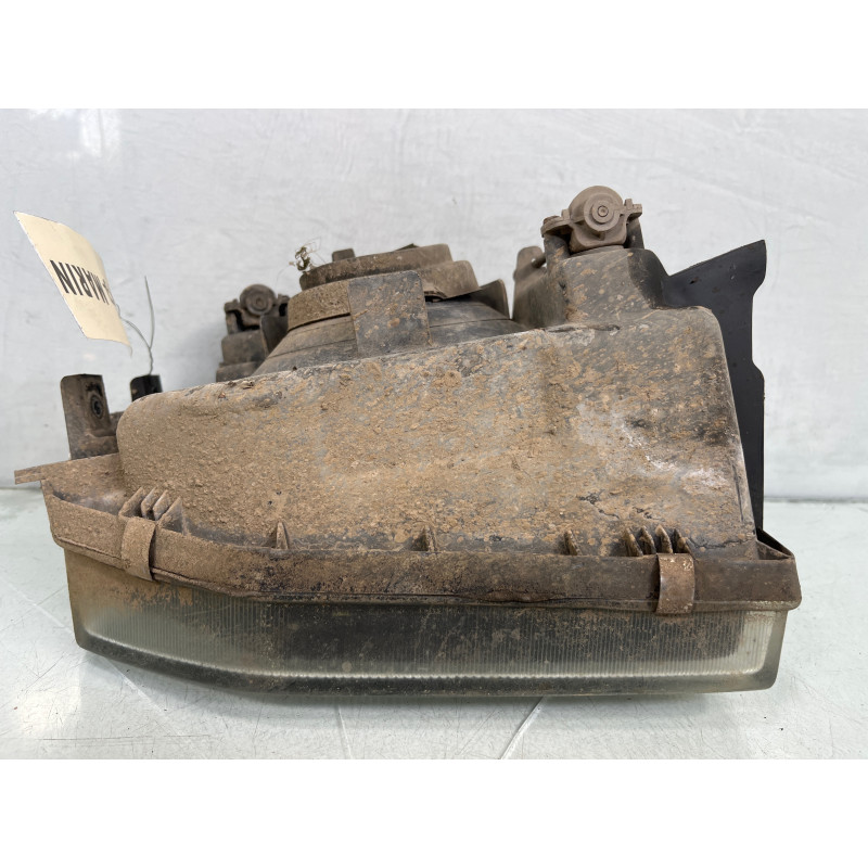 Optique avant principal gauche (feux)(phare) MITSUBISHI PAJERO 2 Photo n°4