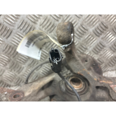 Pivot de moyeu avant droit RENAULT CLIO 3 Photo n°1