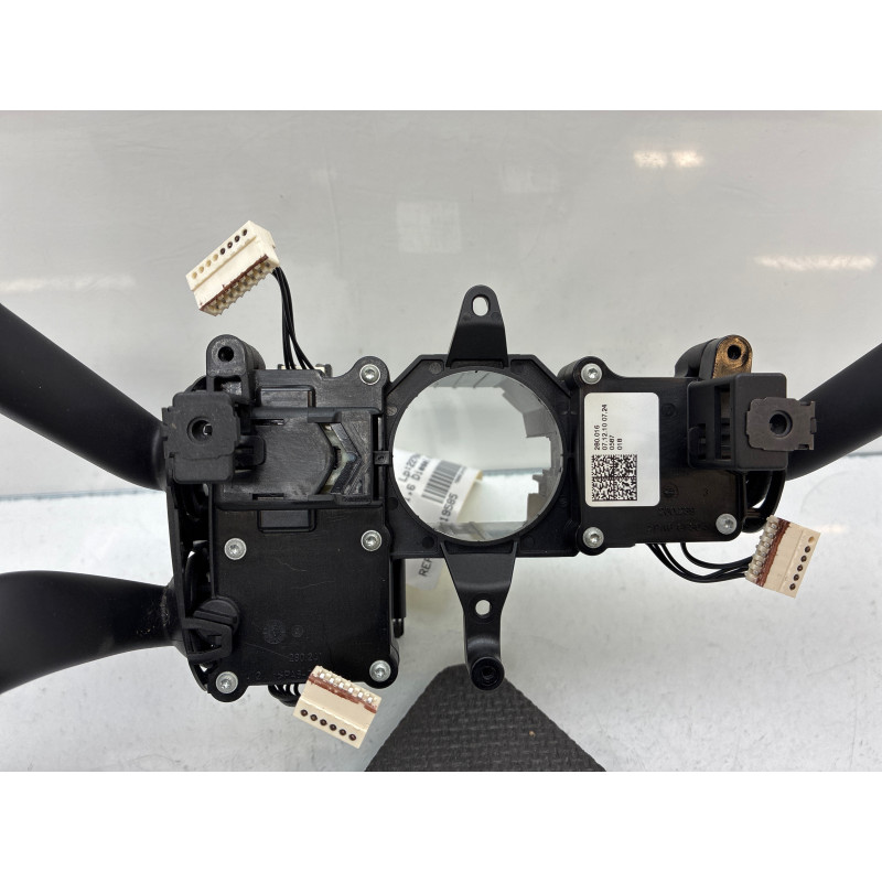 Support commodo (commutateur) VOLKSWAGEN PASSAT 6 Photo n°4