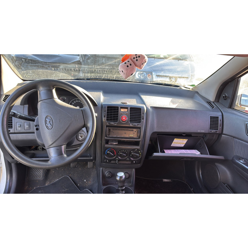 Calandre HYUNDAI GETZ Photo n°14