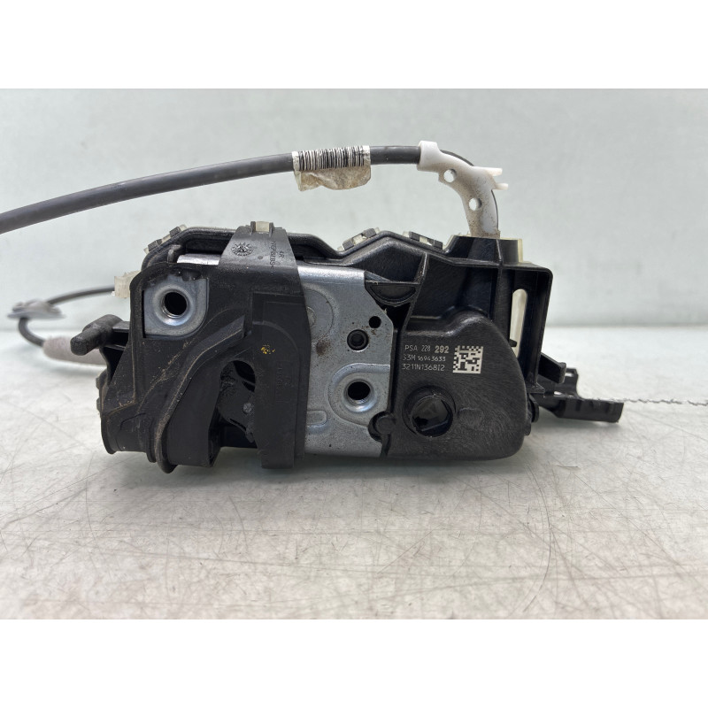 Serrure arriere droit PEUGEOT 5008 2 Photo n°3