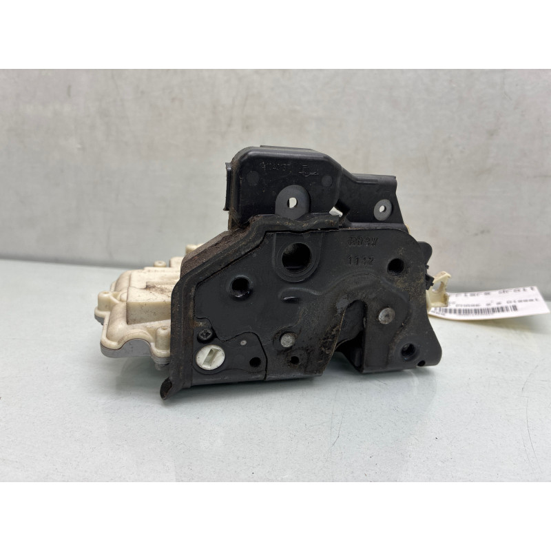 Serrure arriere droit AUDI A3 2 Photo n°1