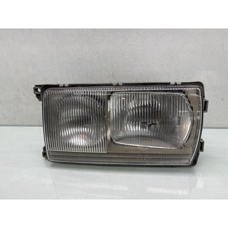 Optique avant principal gauche (feux)(phare) MERCEDES 200 W123 Photo n°1
