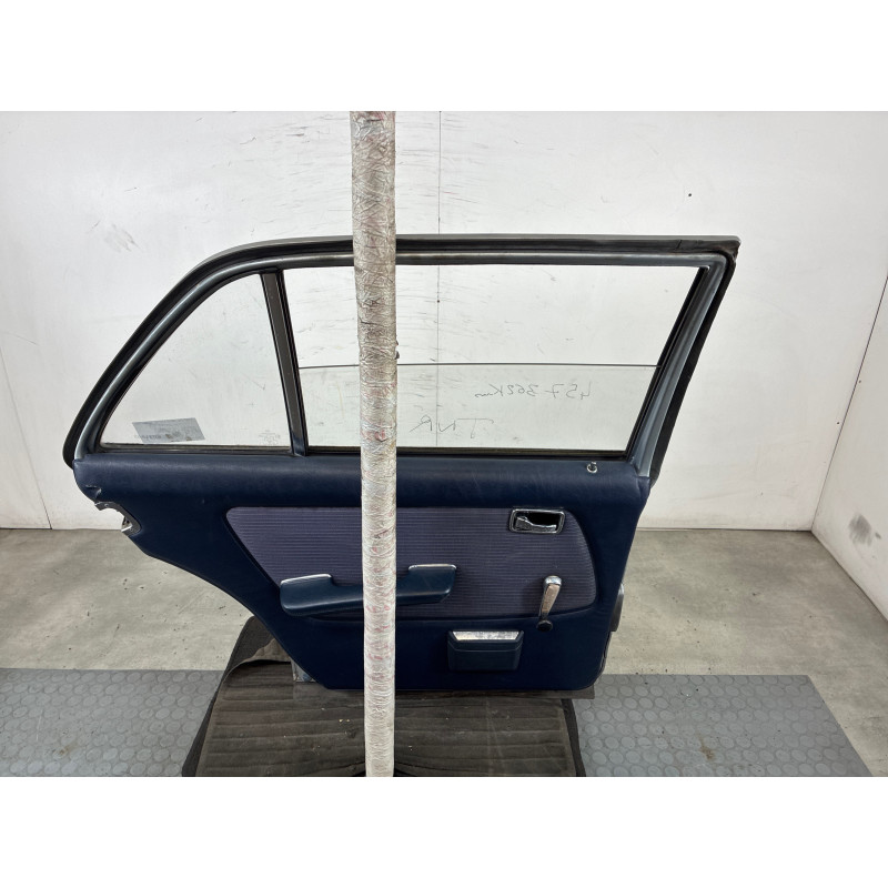 Porte arriere gauche MERCEDES 200 W123 Photo n°3