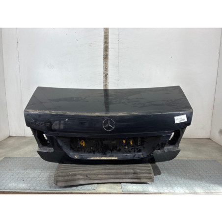 Malle/Hayon arriere MERCEDES CLASSE E 212