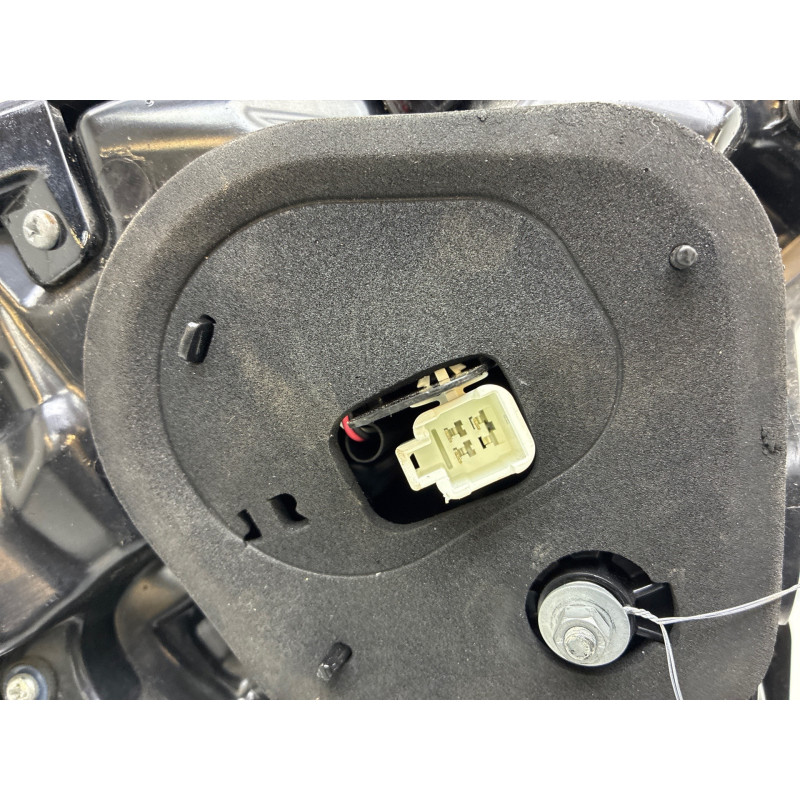 Feu arriere secondaire droit (feux) TOYOTA C-HR 1 Photo n°4